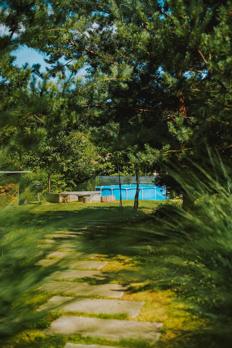 Day, Natural landscape, Garden view, Swimming pool, Swimming pool