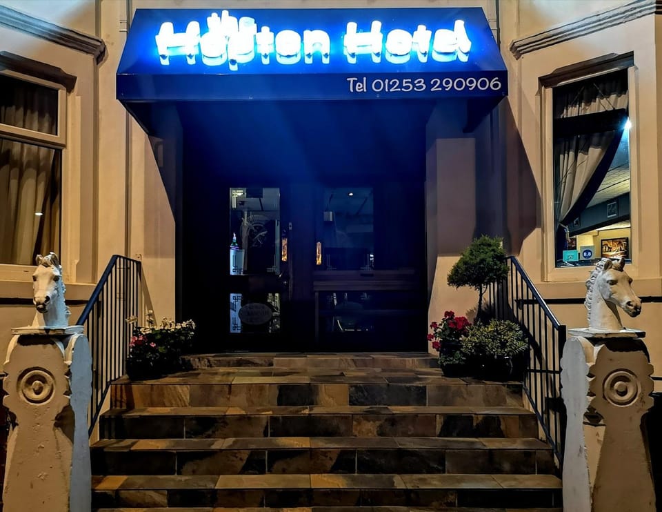 Facade/entrance, Property logo or sign