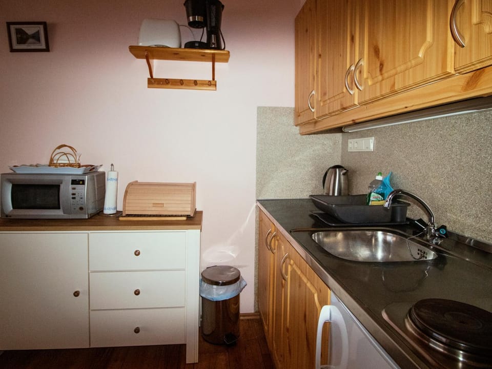 Coffee/tea facilities, Kitchen or kitchenette