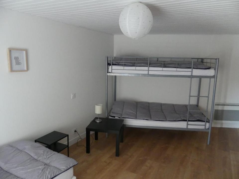 bunk bed