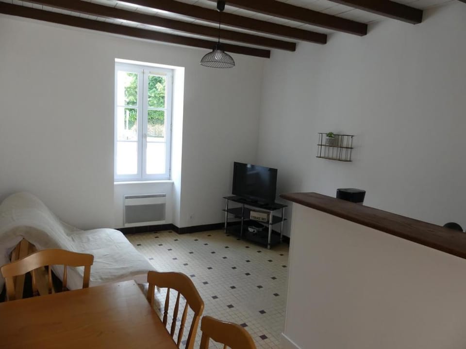 Petit gite du Puy Lambert Bed and Breakfast in Pays de la Loire