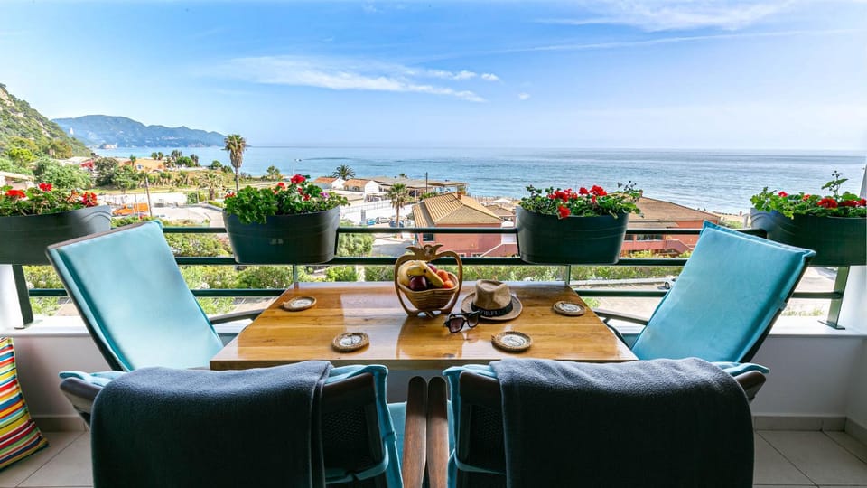 Day, View (from property/room), Balcony/Terrace, Balcony/Terrace, Seating area, Dining area, Sea view