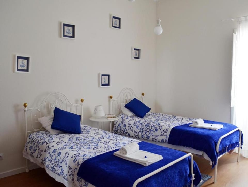 Photo of the whole room, Decorative detail, Bedroom, On site