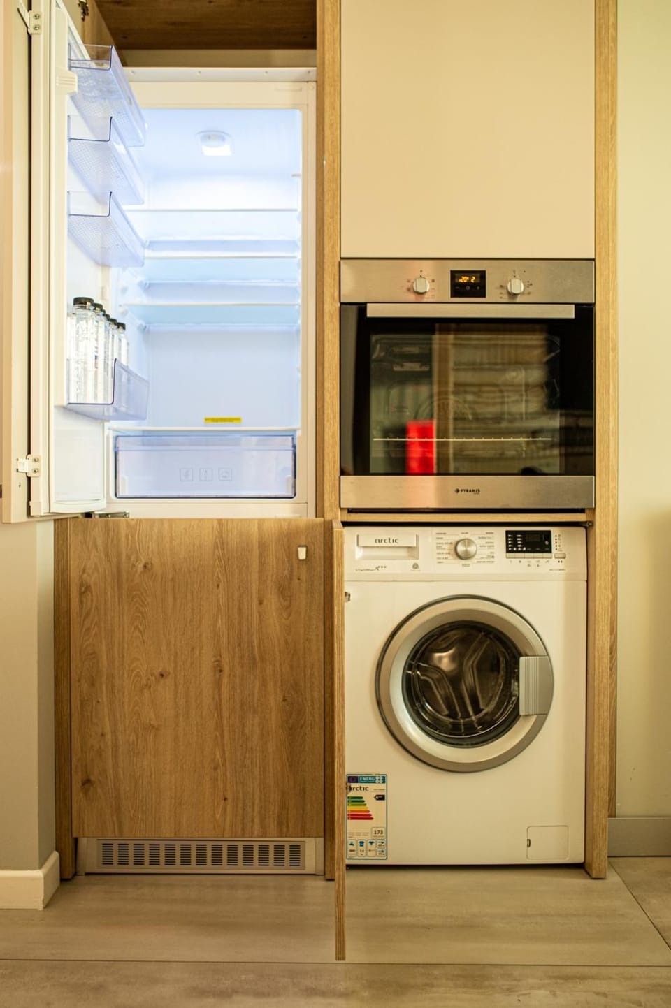 Kitchen or kitchenette, Area and facilities