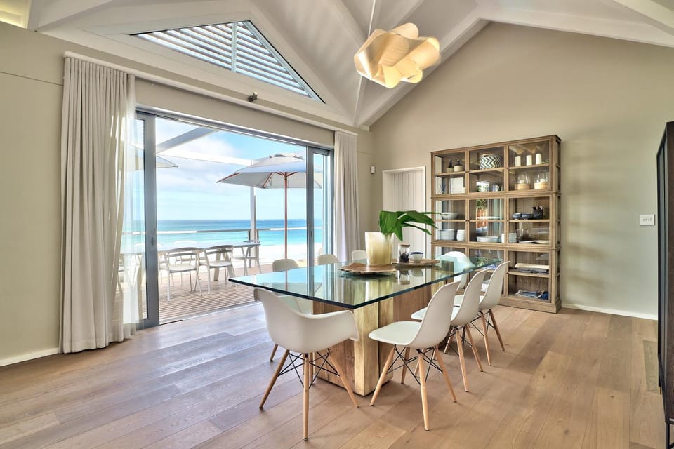 Dining area, Sea view