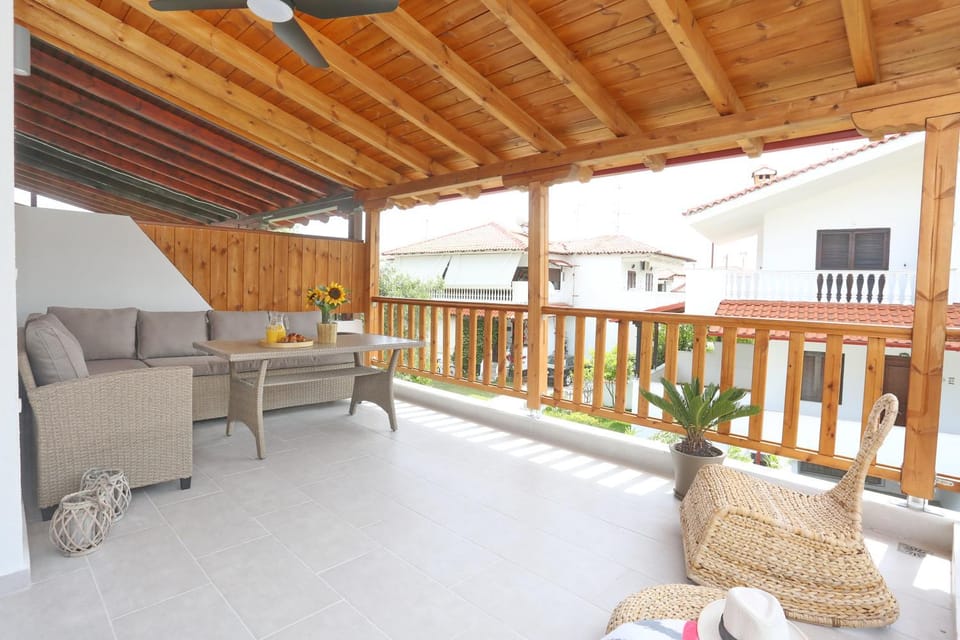 Blue Wave Apartment in Halkidiki