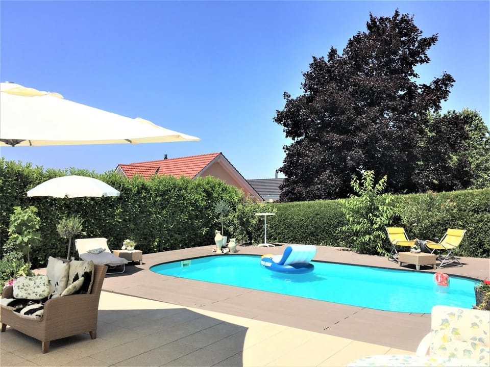 Pool view, Swimming pool, Swimming pool
