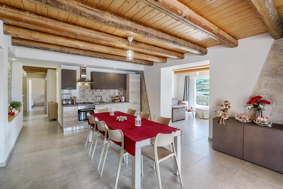 Winter, Kitchen or kitchenette
