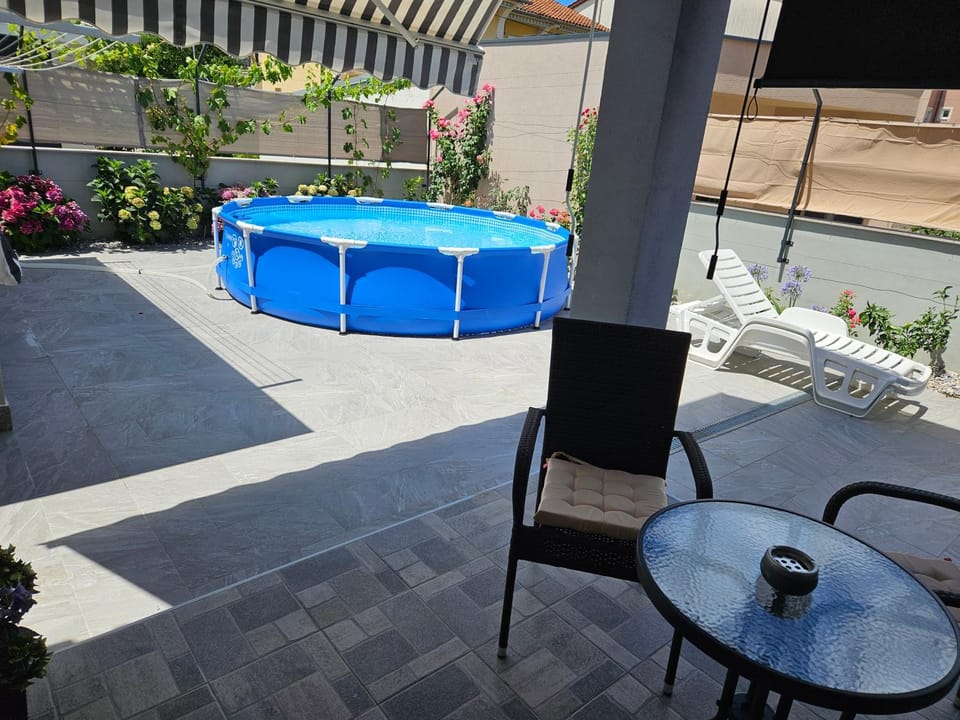 Patio, Pool view, Swimming pool
