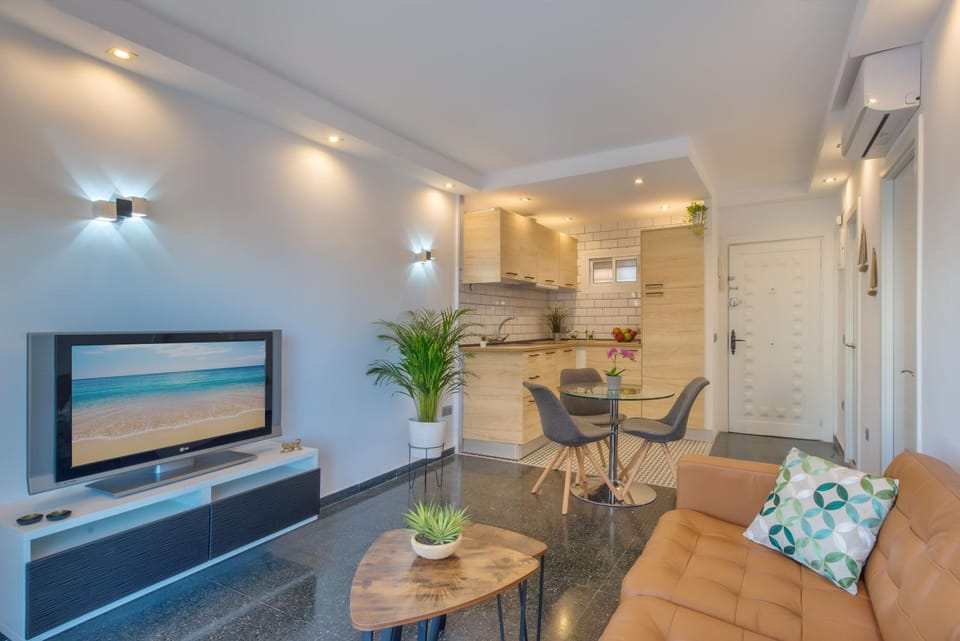 Puertosol 31 - 1 bed apartment, Beach Puerto Marina Apartment in Torremolinos