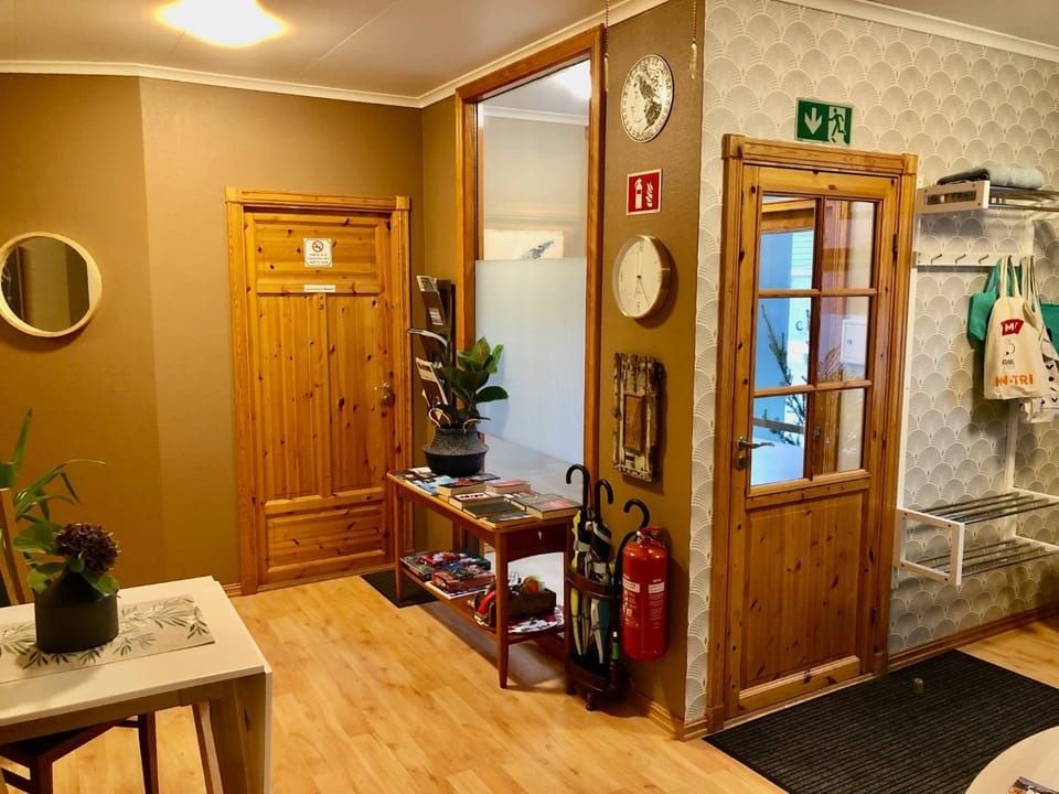 Communal lounge/ TV room, Area and facilities