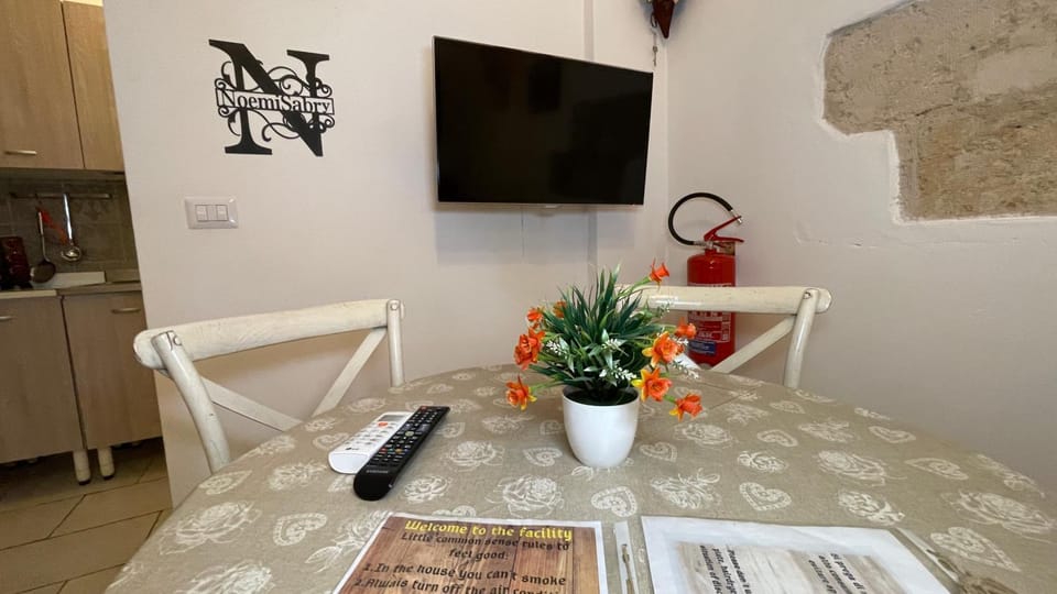 TV and multimedia, Dining area