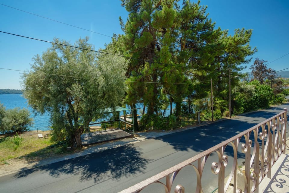 Landmark view, Sea view, Street view