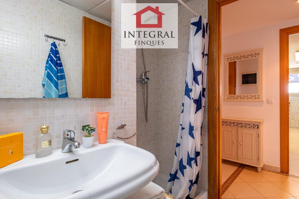 Shower, Bathroom, Photo of the whole room