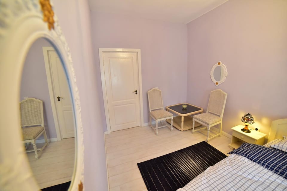 FLH - Anna's Guest House Apartment in Sibiu