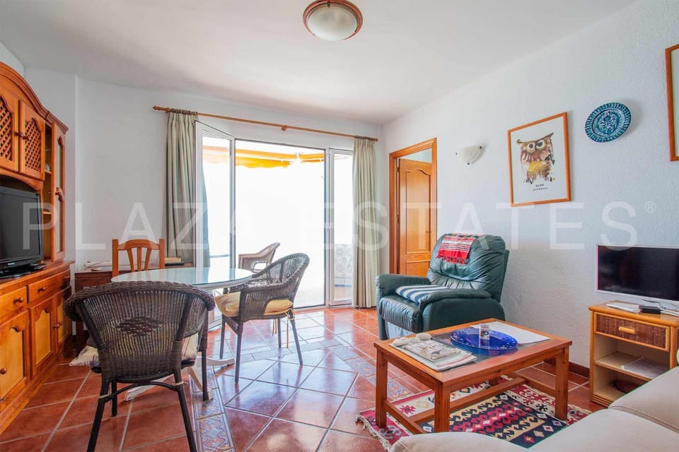 Apartamento en Edificio Torresol, 1ª linea de playa en Nerja Apartment in Nerja