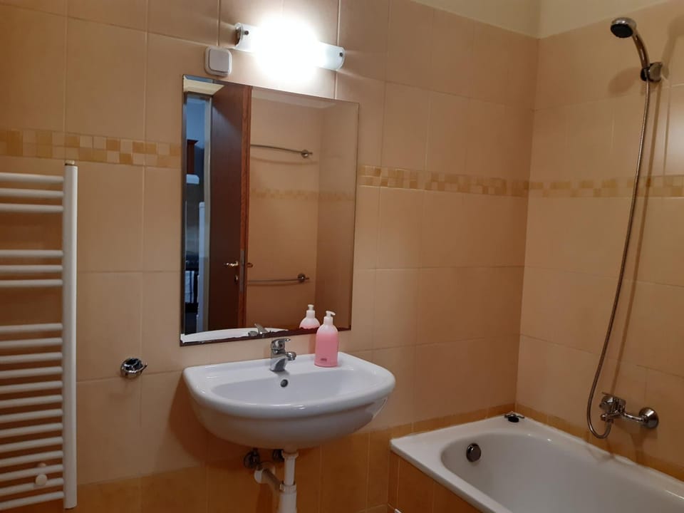 Pipacs Apartment in Hungary