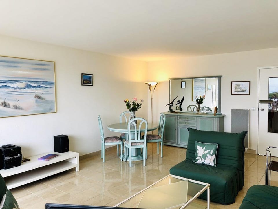 Arcachon : Appartement T2 avec balcon et parking, à deux pas des plages de l'Aiguillon - FR-1-433-66 Apartment in Arcachon