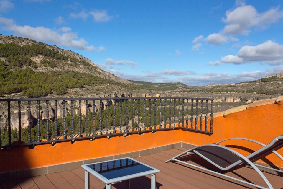 Balcony/Terrace, Mountain view