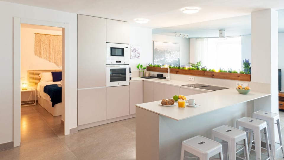Kitchen or kitchenette, stove