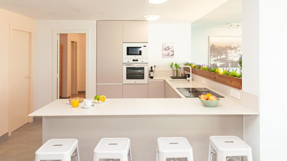 Kitchen or kitchenette, stove