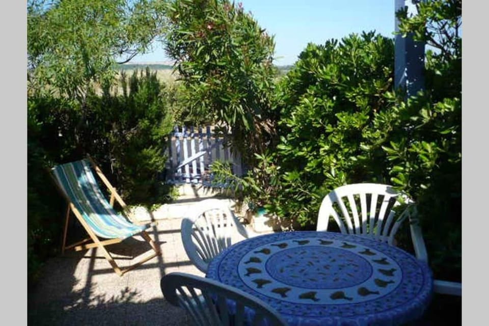 CROS Mer et Piscine House in Fleury