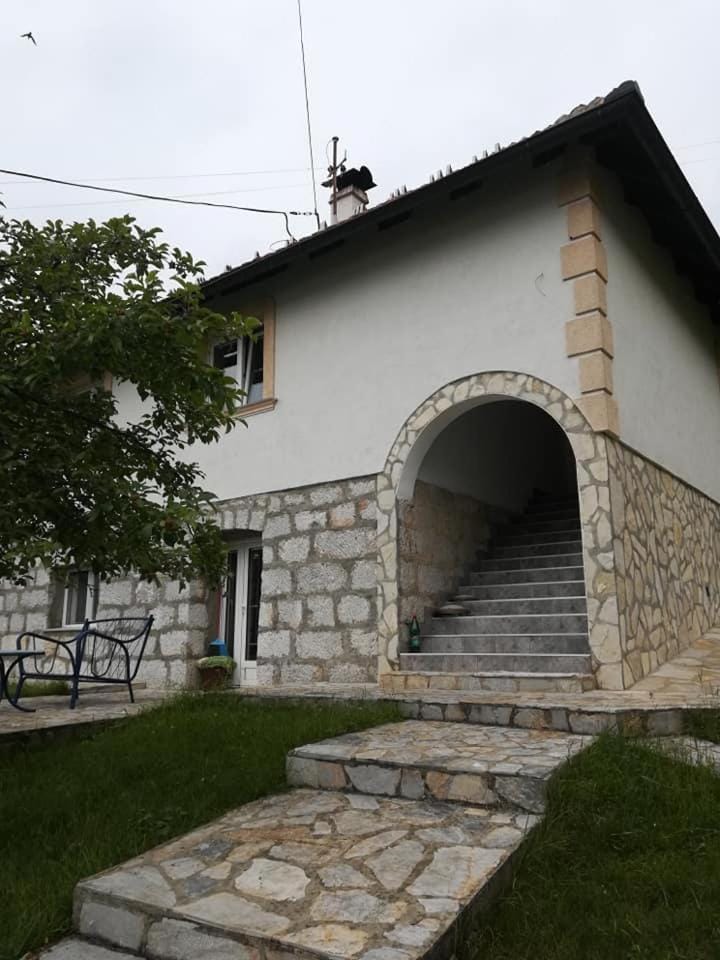Studio u selu Mačkat House in Zlatibor District, Serbia
