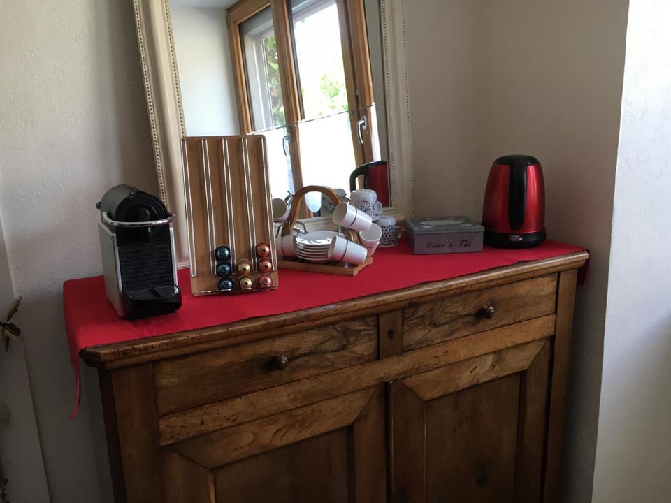 Coffee/tea facilities