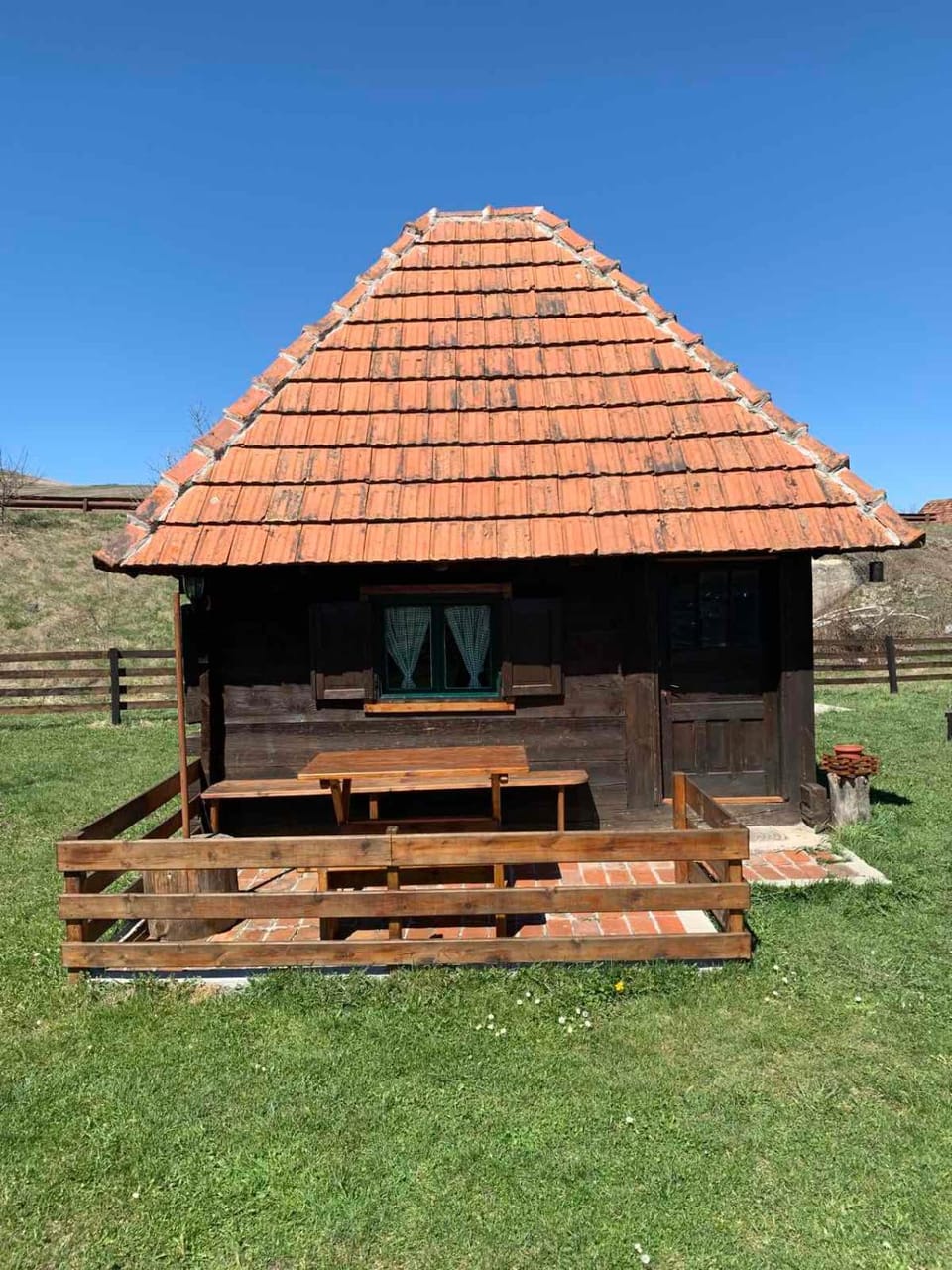 Etno brvnara TAMARA House in Zlatibor District, Serbia