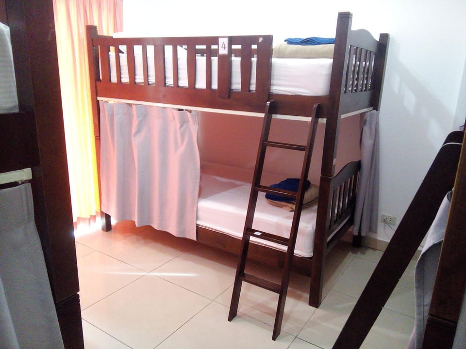 bunk bed