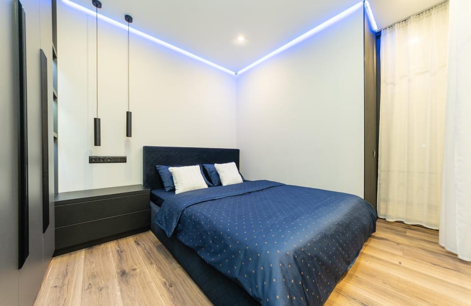 Bed, Bedroom