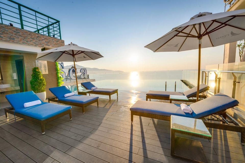 Sea view, Swimming pool