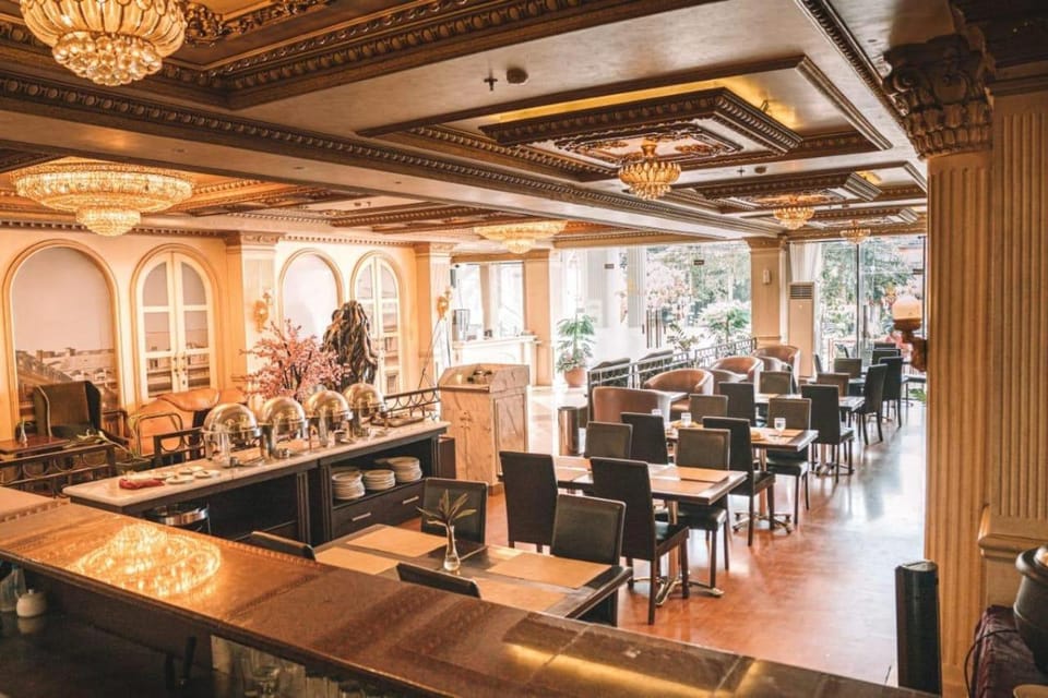 Lounge or bar