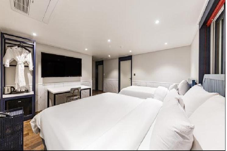 Sinan Equelim Hotel Hotel in South Korea
