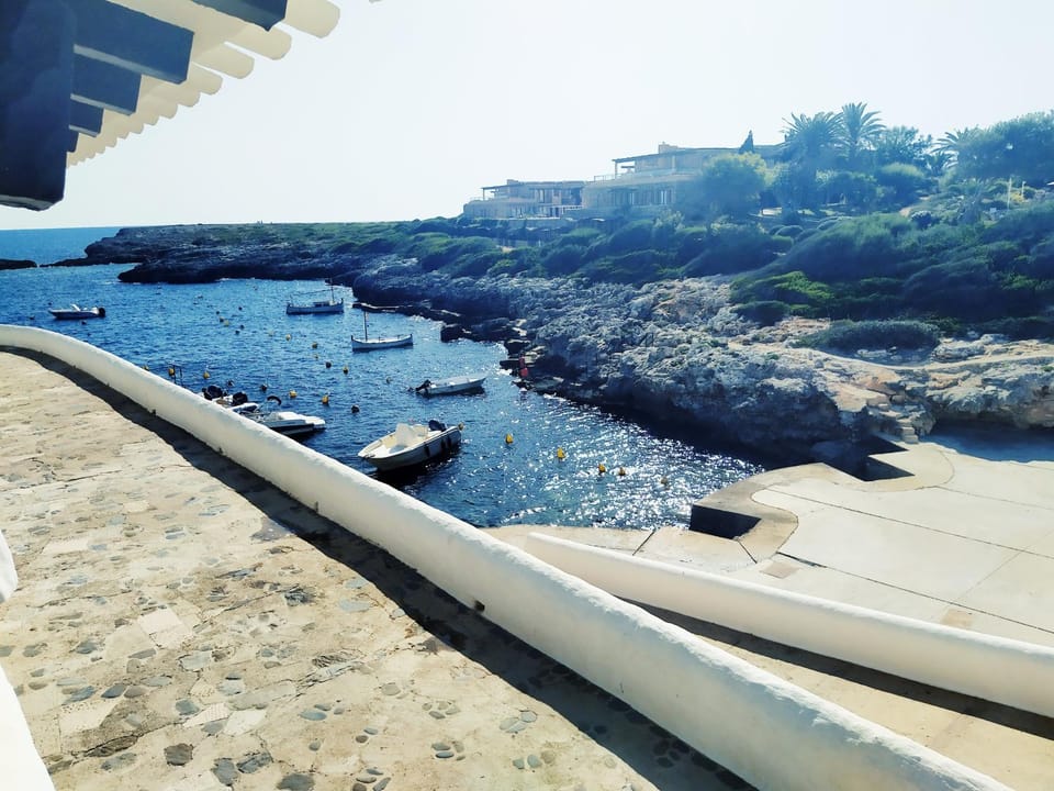 Property building, Sea view