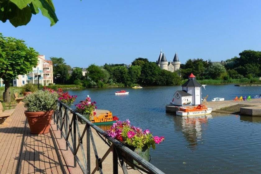 APPARTEMENT PORT BOURGENAY proche MER VENDEE 85 Apartment in Talmont-Saint-Hilaire
