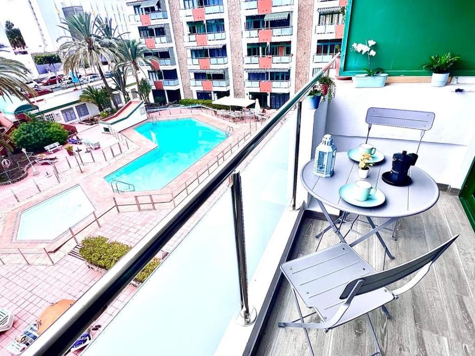 FM Beach Home - Apartment with swimming pool near Maspalomas Dunes & Beach Apartment in Maspalomas