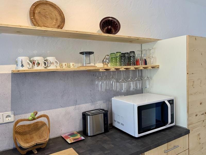 Coffee/tea facilities, Kitchen or kitchenette