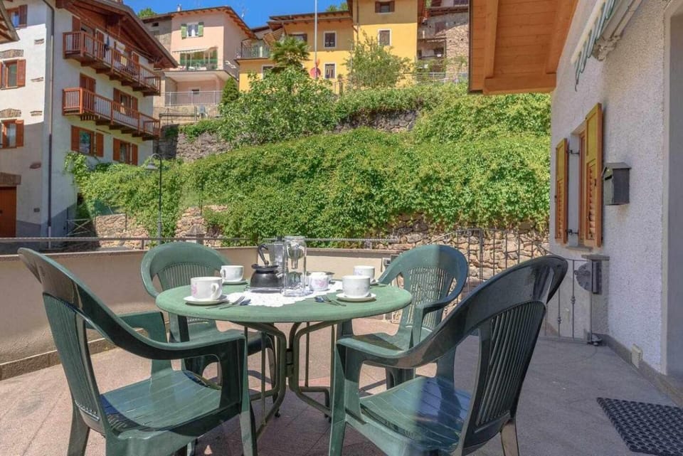 Property building, Balcony/Terrace