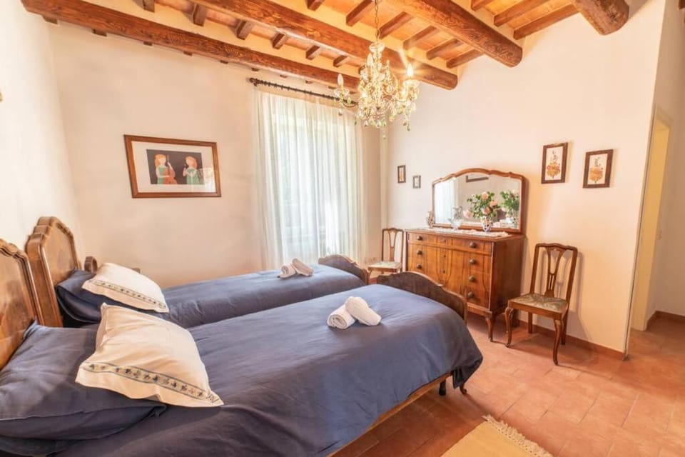 Castello di Crocicchio House in Umbria