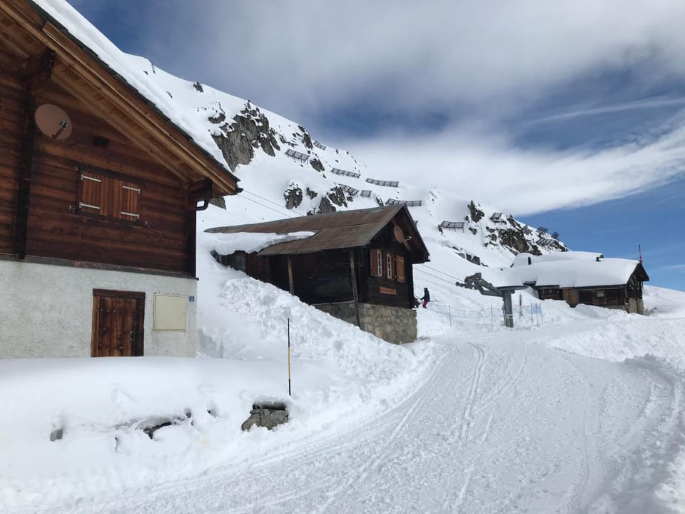 Skiing