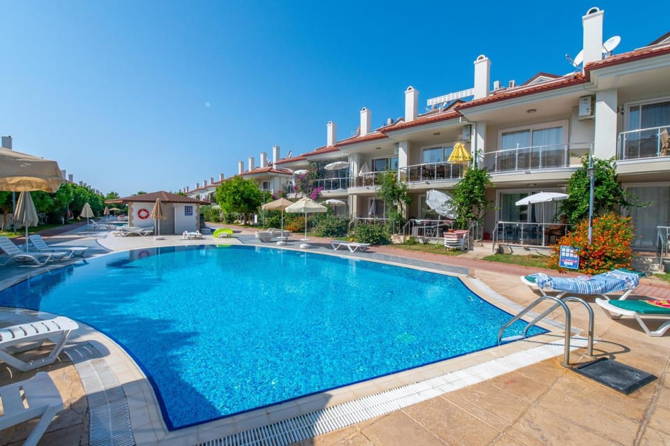 Property building, Pool view, sunbed