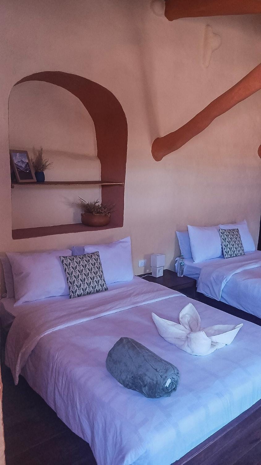 Bed, Photo of the whole room, Bedroom, towels