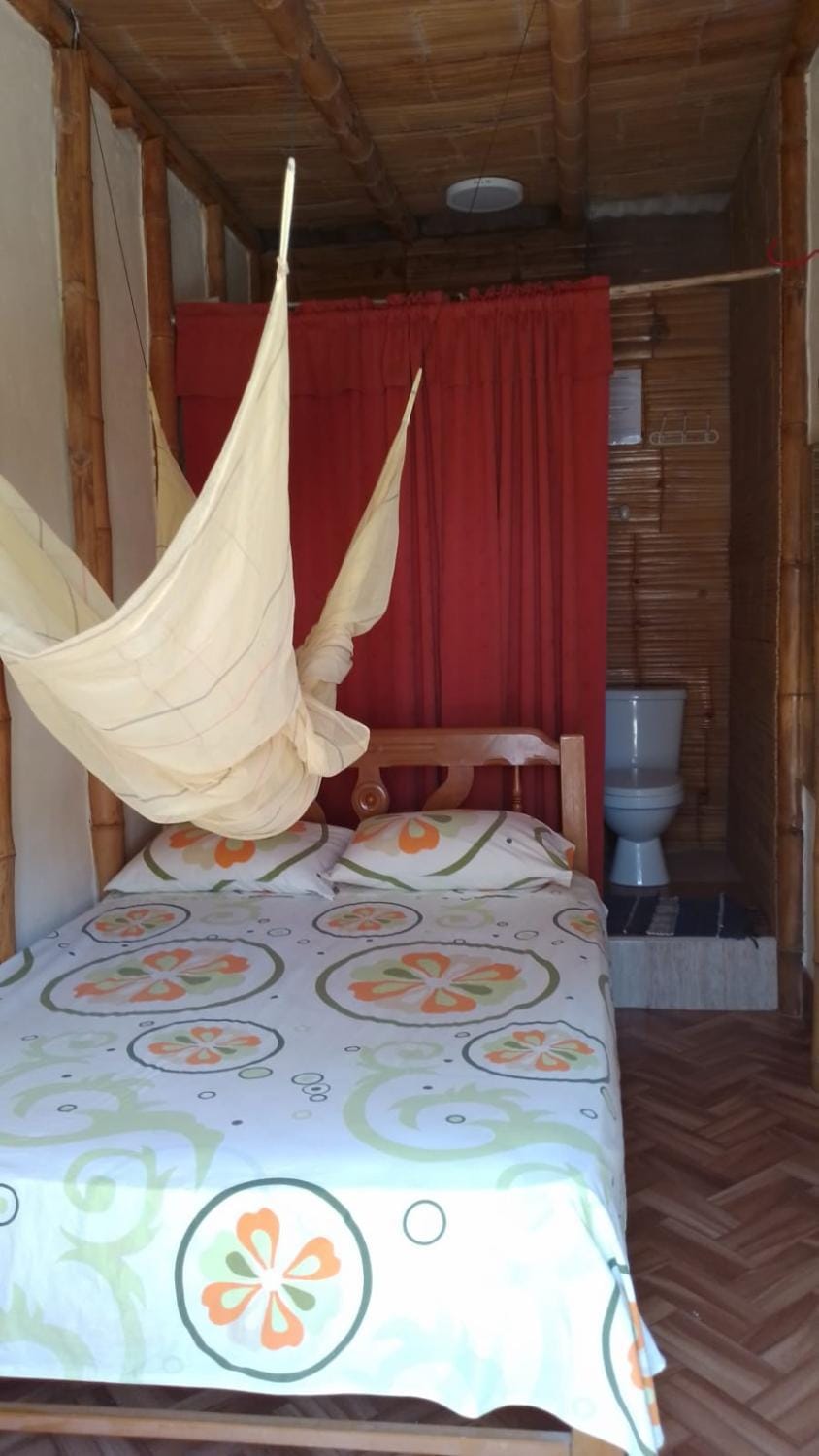Bed, Bathroom