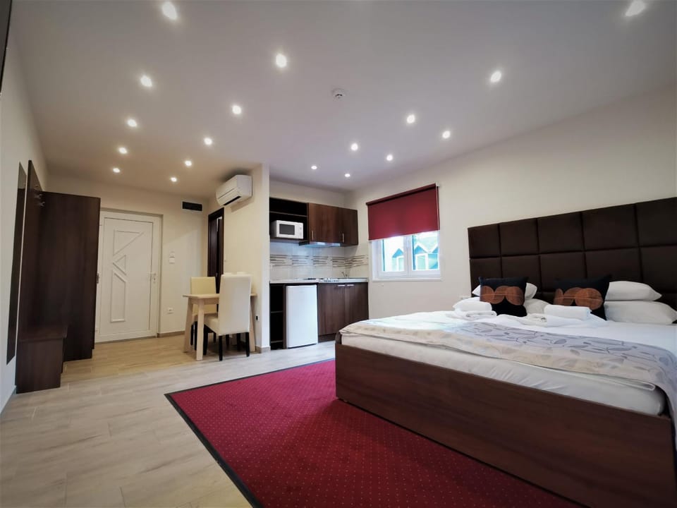 Living room, Bedroom