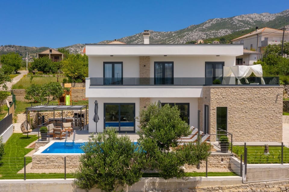 Villa La Familia Villa in Šibenik-Knin County, Croatia