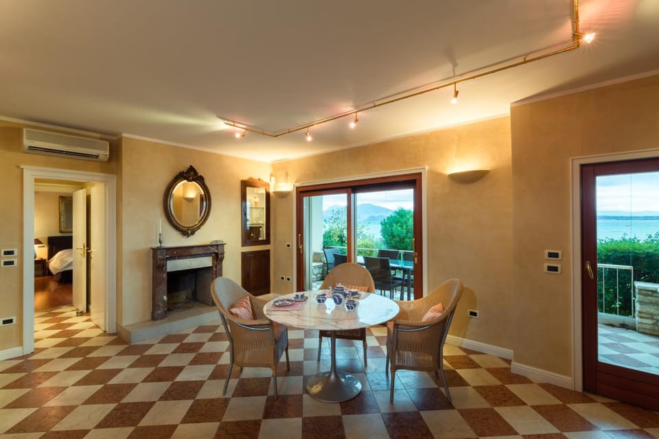 Balcony/Terrace, Living room, Dining area
