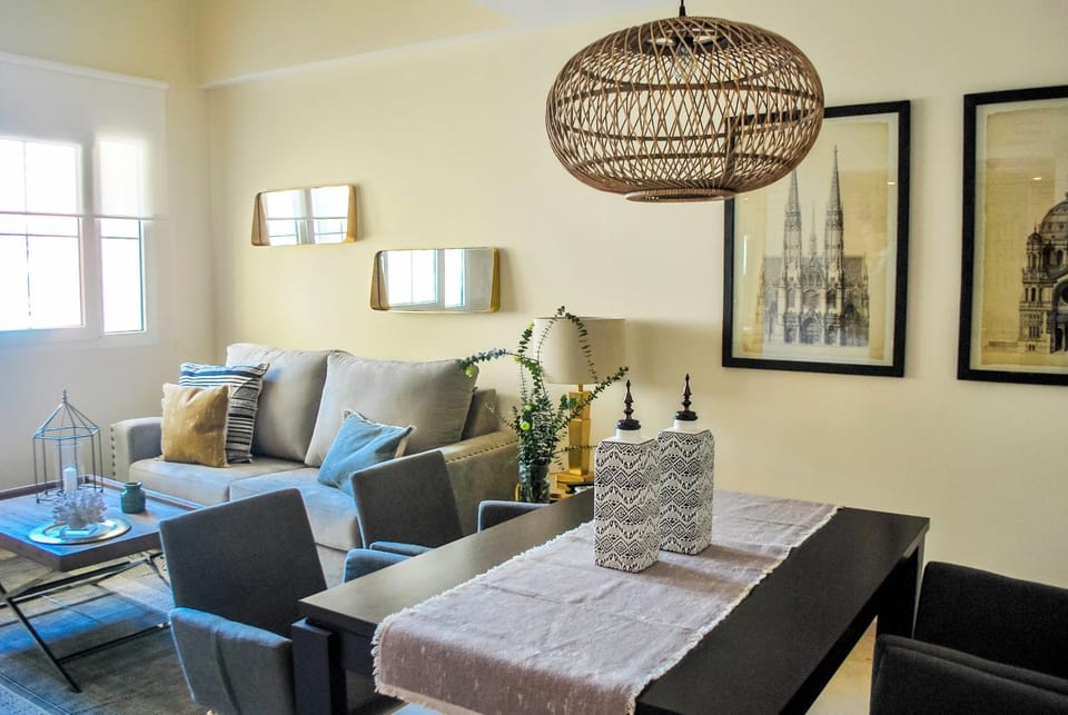 Living room, Seating area, Dining area