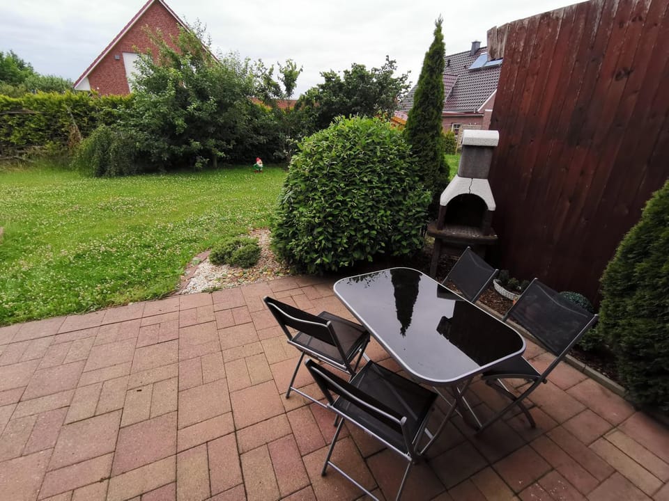 Garden, Balcony/Terrace