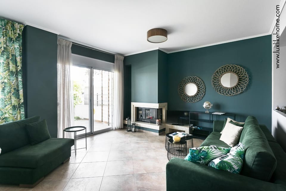 Mediterranee Beachfront Summer House by Luxlikehome House in Halkidiki